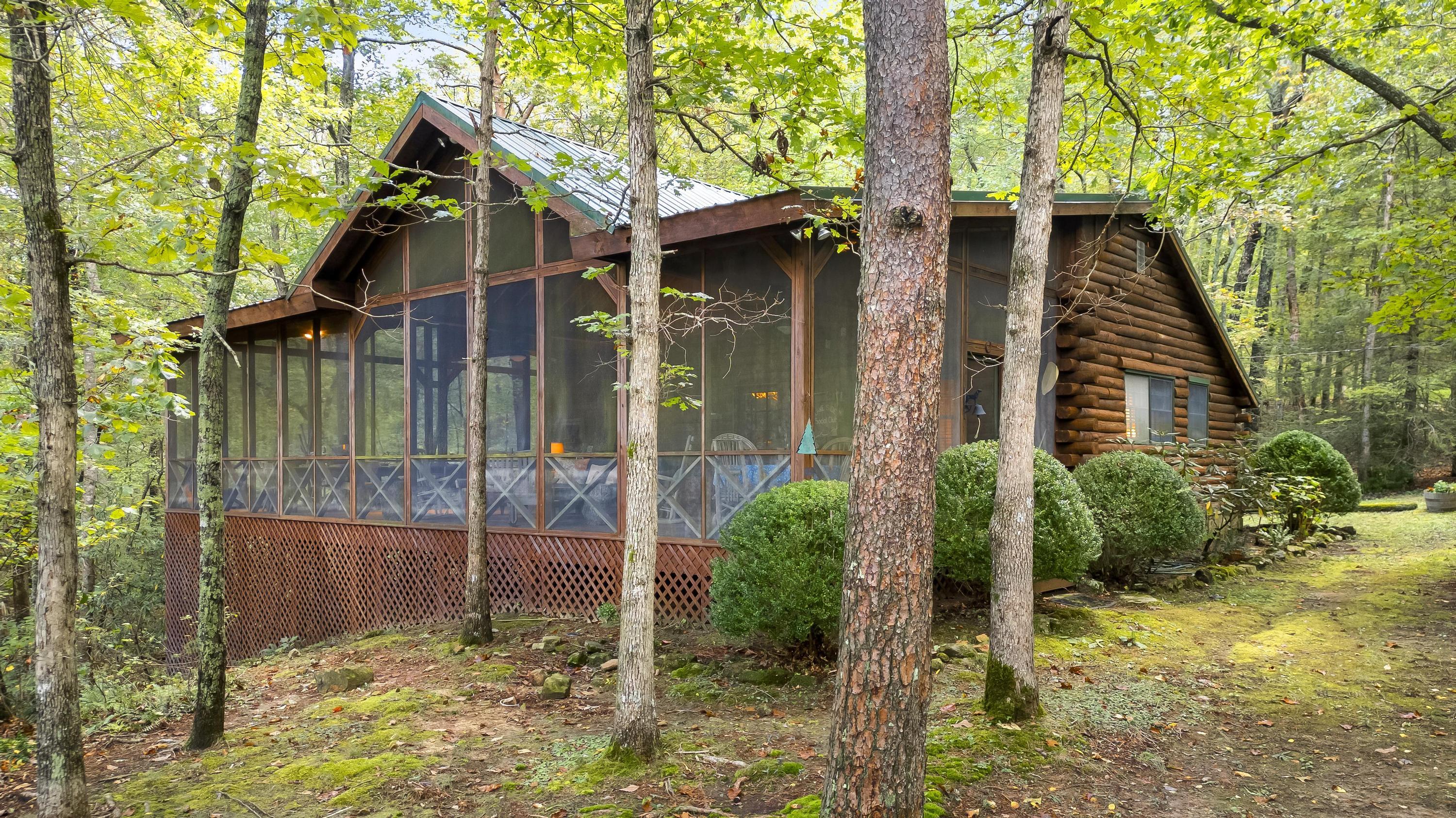 2025_09_September_Summer_Place_Cabin_000