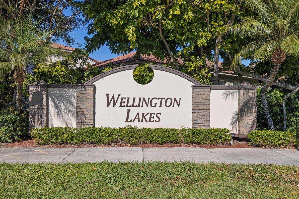1779 Harborside Circle Wellington, FL 33414 - Photo 23 of 23 a sign that is on the side of a road