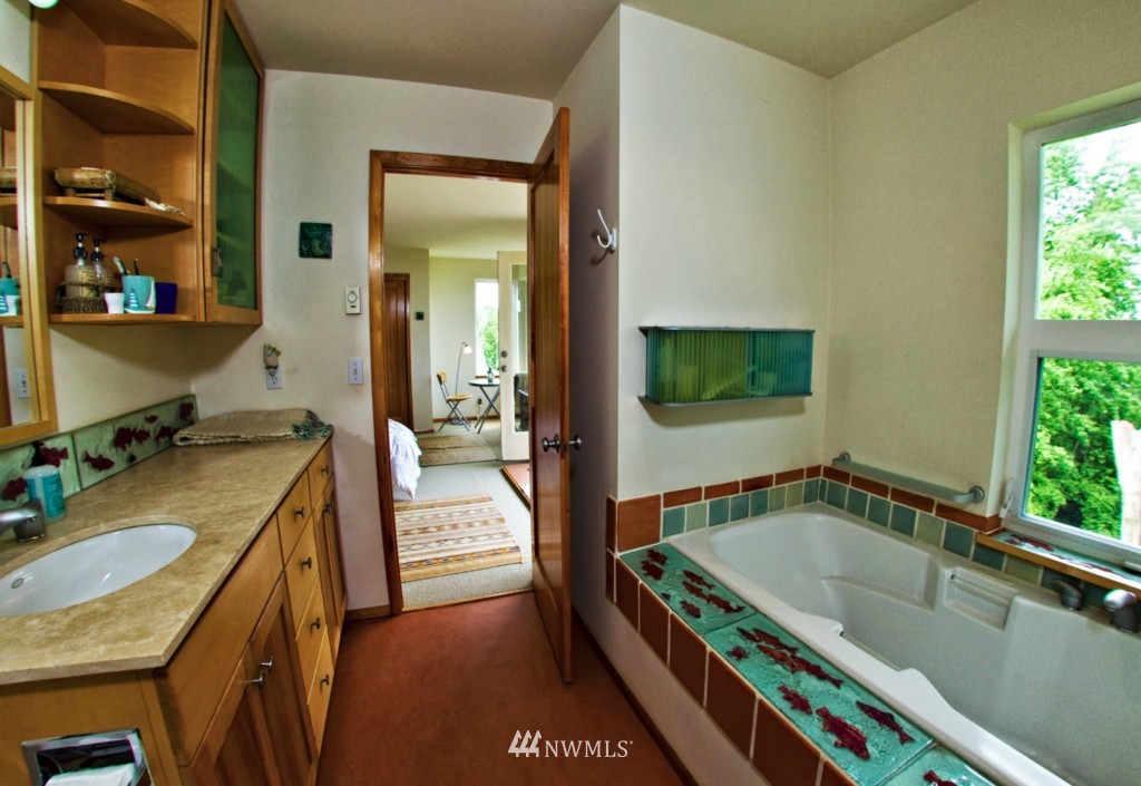 3471 Robertson Road Bellingham, WA 98226 - Photo 14 of 16 Gallery Image 14