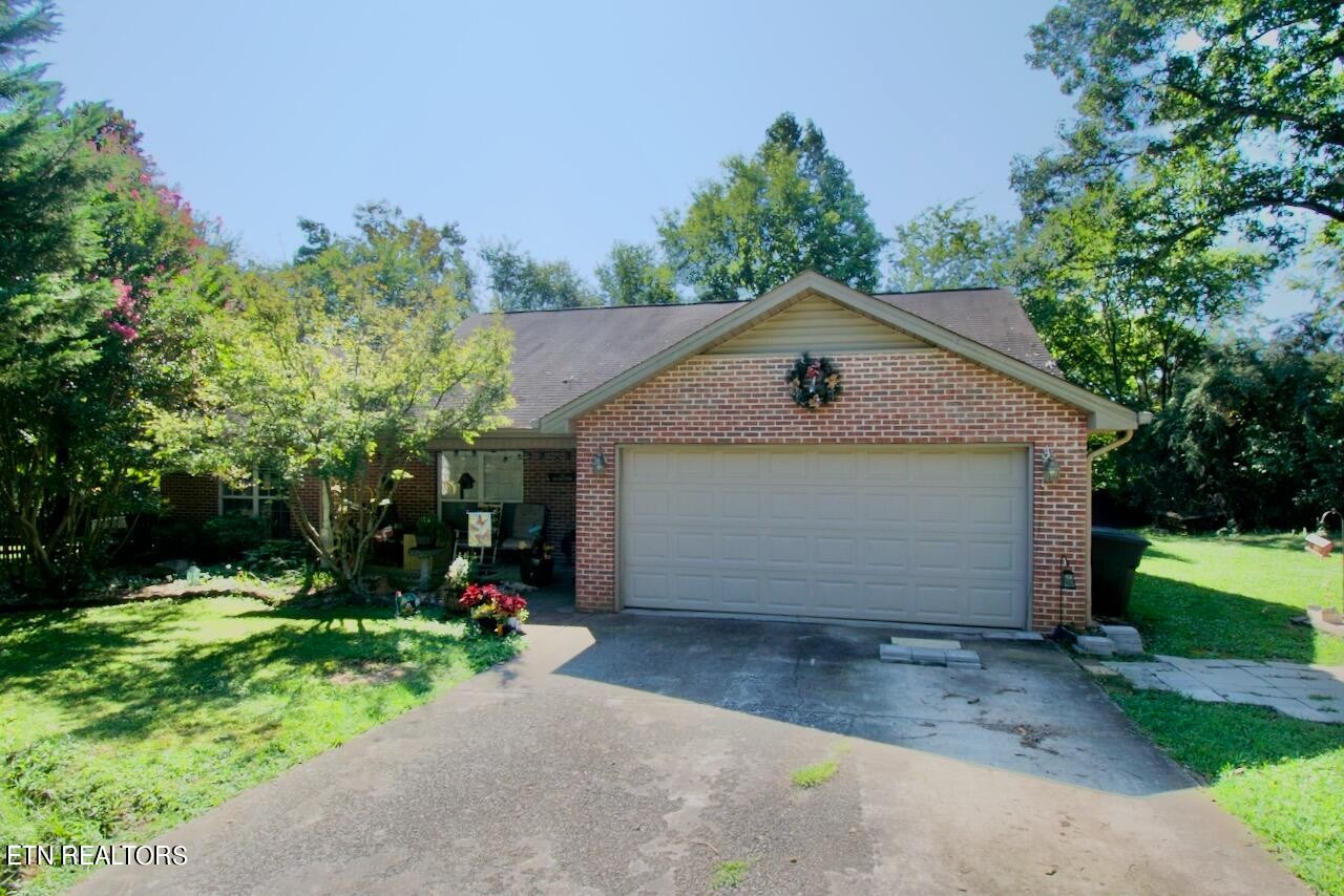 5636 Hutton Ridge Road Maryville, TN 37801 - Photo 2 of 32 Gallery Image 2