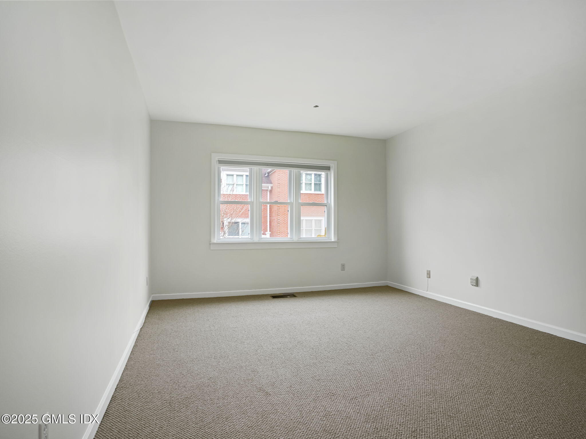 51 Forest Avenue, Unit 19 Old Greenwich, CT 06870 - Photo 15 of 20 9-web-or-mls-51-forest-ave-unit-19