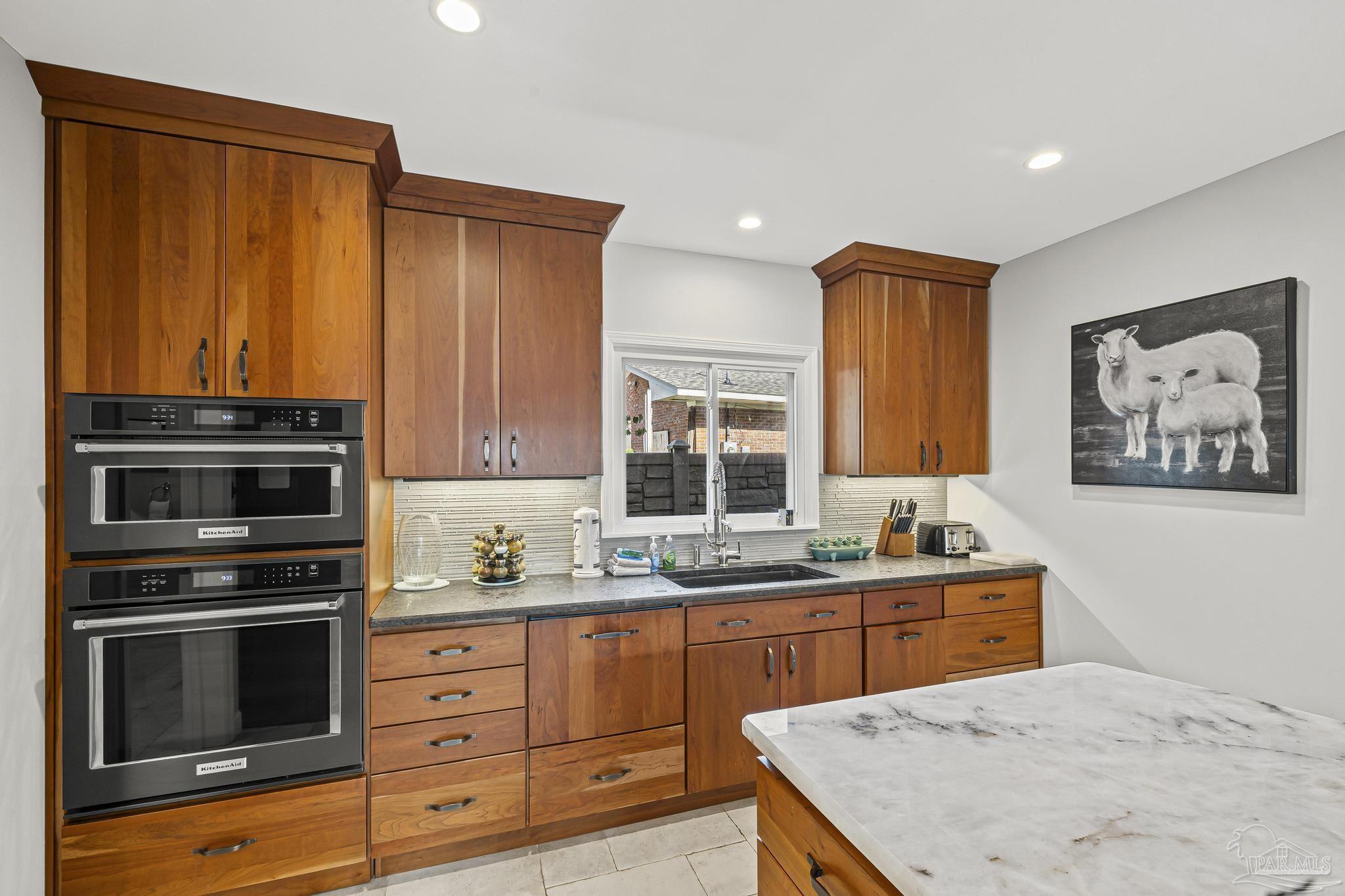 129 Country Club Road Pensacola, FL 32507 - Photo 14 of 52