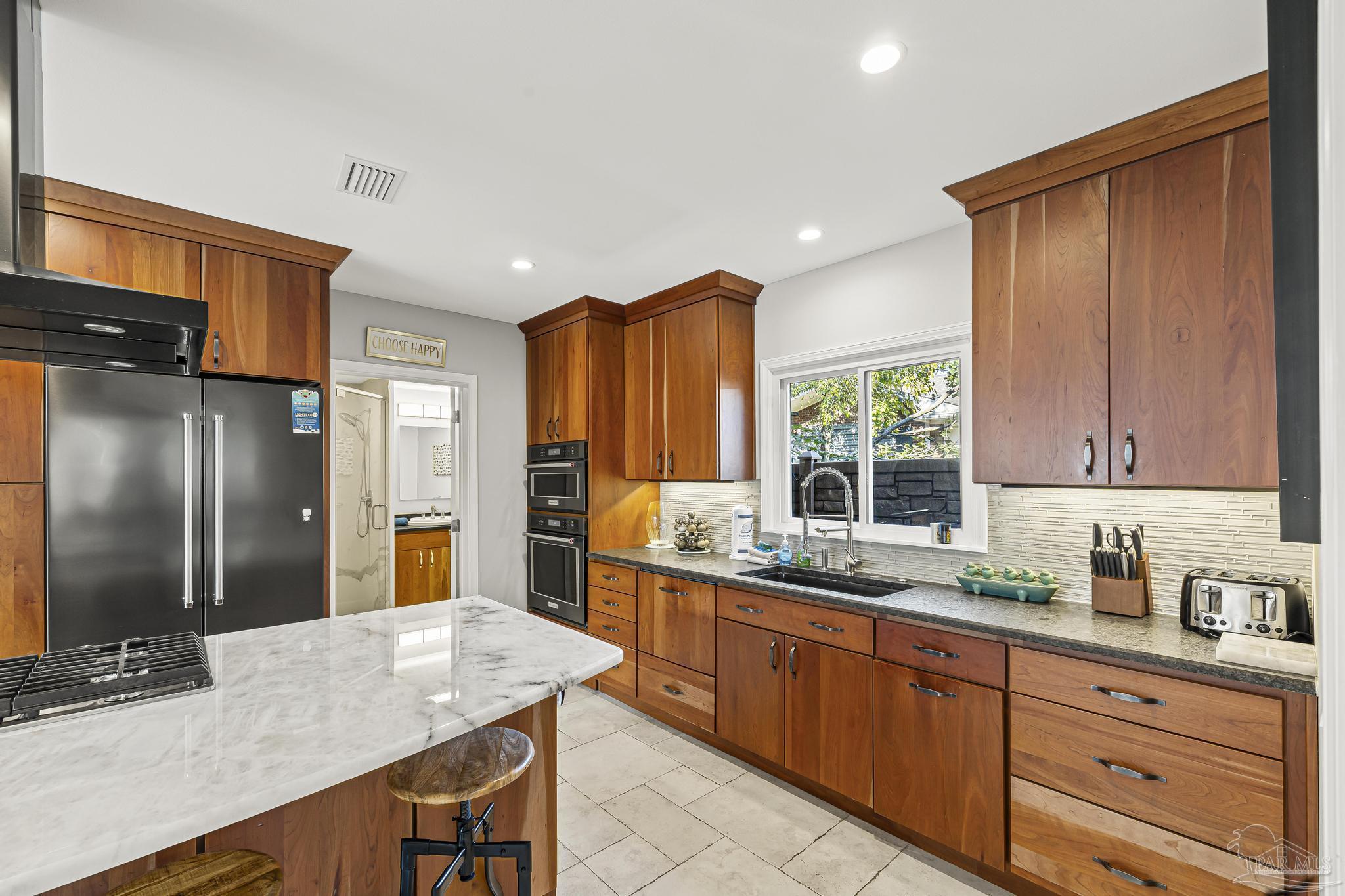 129 Country Club Road Pensacola, FL 32507 - Photo 16 of 52