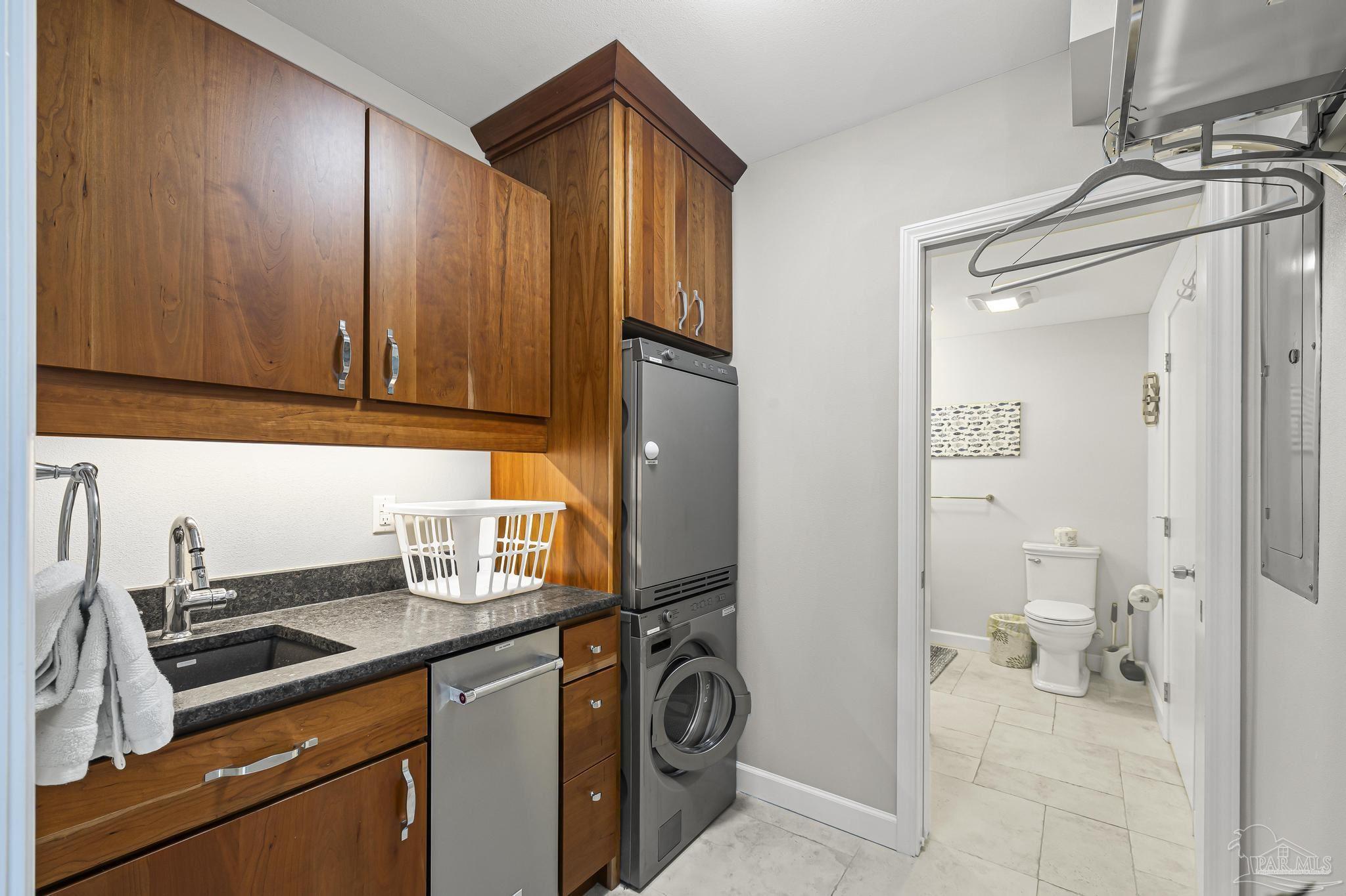 129 Country Club Road Pensacola, FL 32507 - Photo 20 of 52