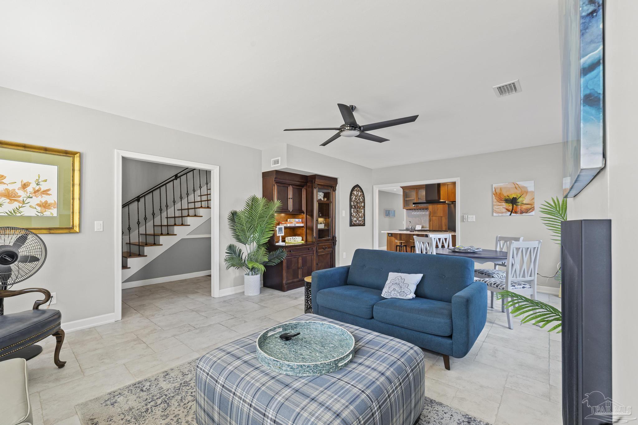 129 Country Club Road Pensacola, FL 32507 - Photo 4 of 52