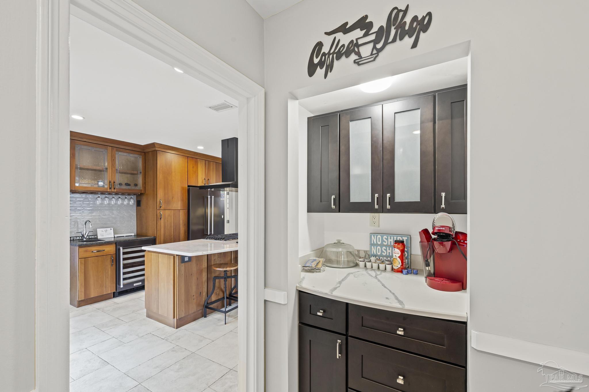 129 Country Club Road Pensacola, FL 32507 - Photo 9 of 52