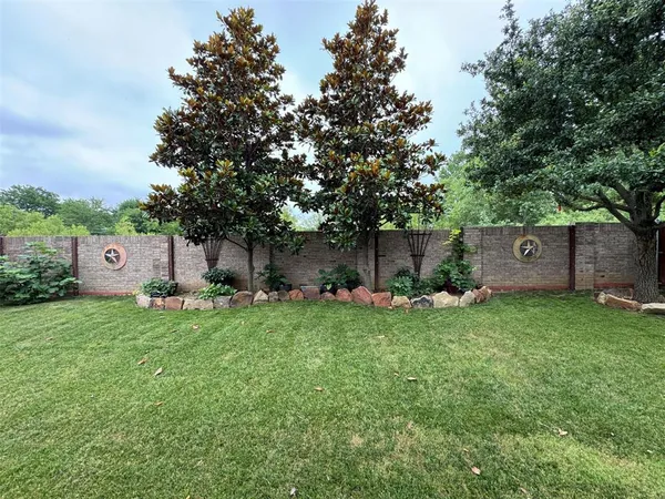 $3,500 | 303 Dorset Court, Roanoke, TX 76262