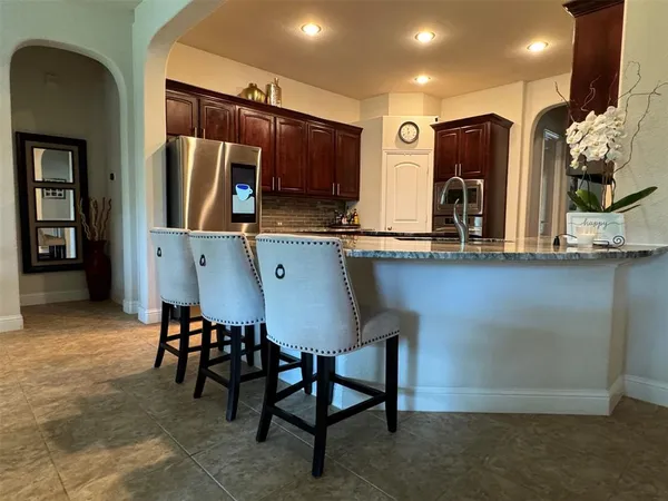 $3,500 | 303 Dorset Court, Roanoke, TX 76262