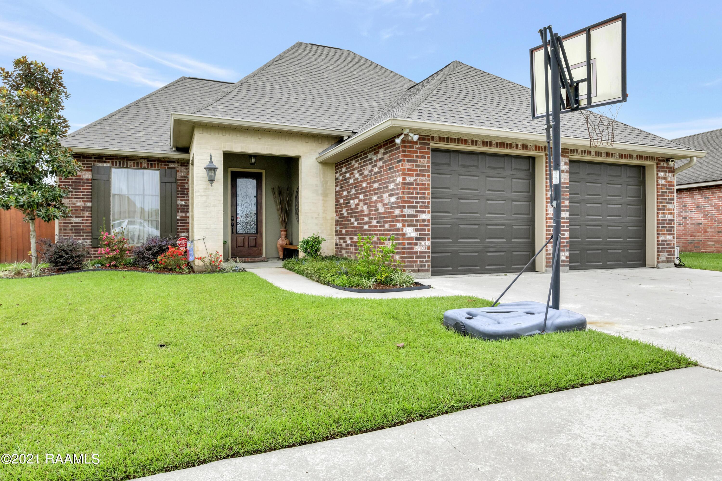 203 Pavilion Street Lafayette, LA 70507 - Photo 1 of 31 Front