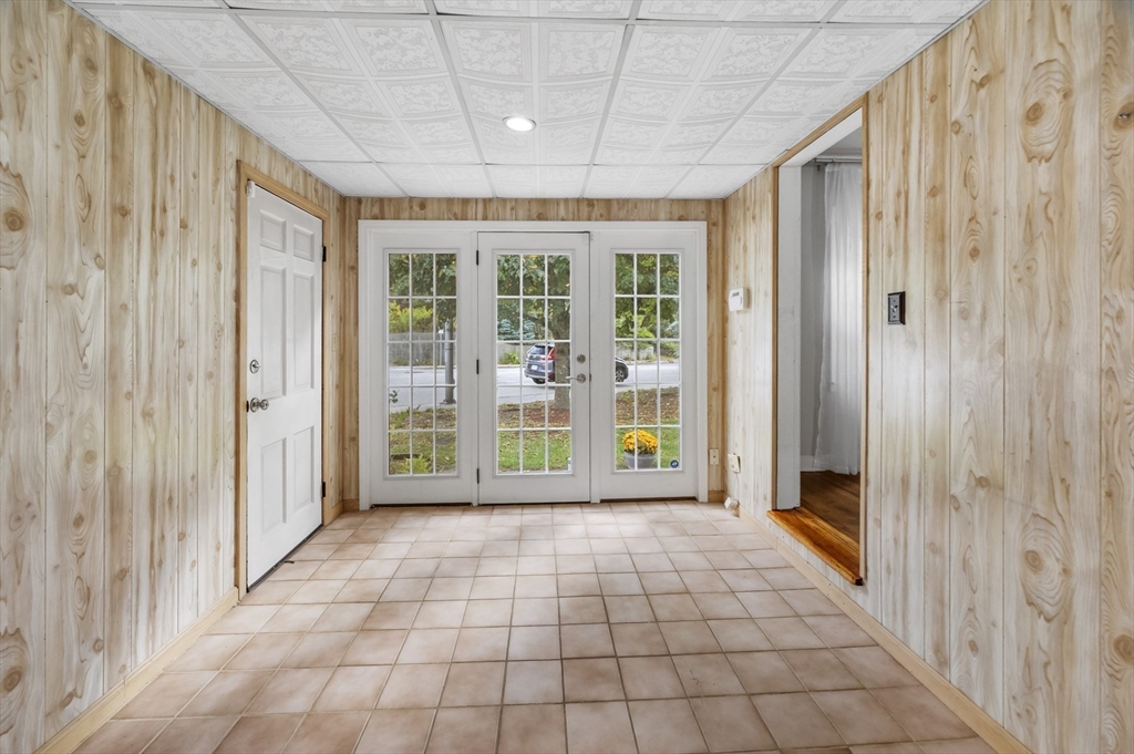 36 Melrose Street Worcester, MA 01605 - Photo 30 of 32