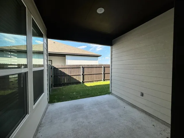 $1,795 | 820 Staglin Street, Unit A, Buda, TX 78610