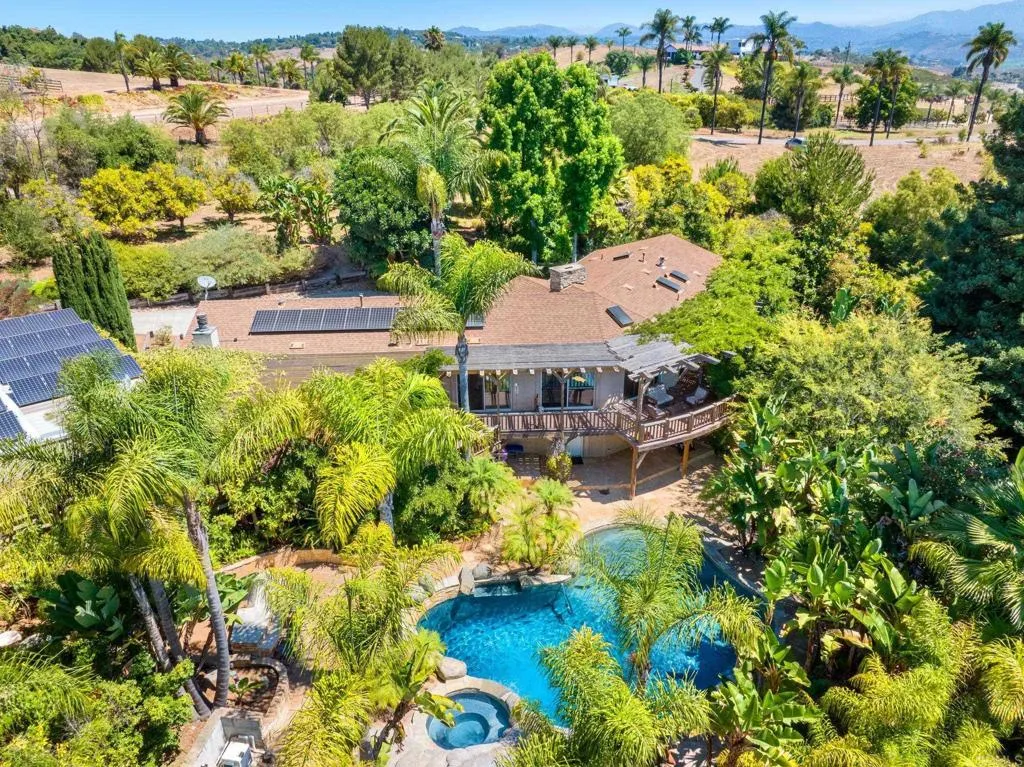 31619 Vía Puerta Del Sol Bonsall, CA 92003 - Photo 3 of 70