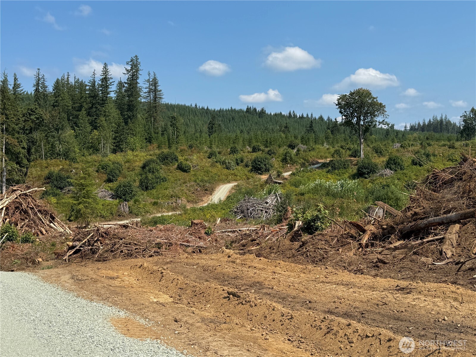 27417 Old Pipeline Road Monroe, WA 98272 - Photo 29 of 38 Gallery Image 29