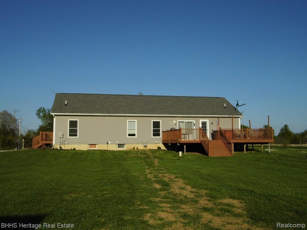 10345 Antcliff Road Fowlerville, MI 48836 - Photo 2 of 33