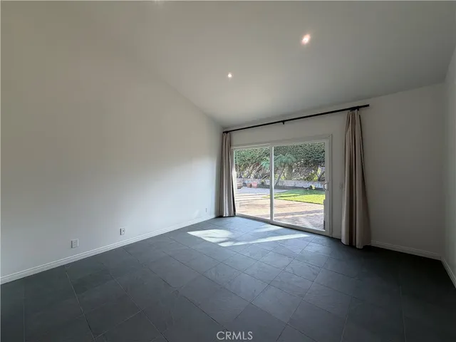 $7,800 | 15999 Via De Las Palmas, Rancho Santa Fe, CA 92091