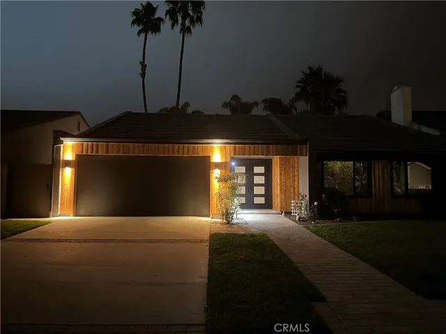 $7,800 | 15999 Via De Las Palmas, Rancho Santa Fe, CA 92091