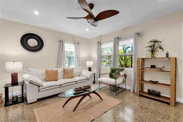 $997,000 | 510 North Osprey Avenue, Sarasota, FL 34236