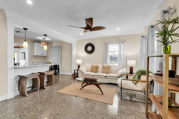 $997,000 | 510 North Osprey Avenue, Sarasota, FL 34236