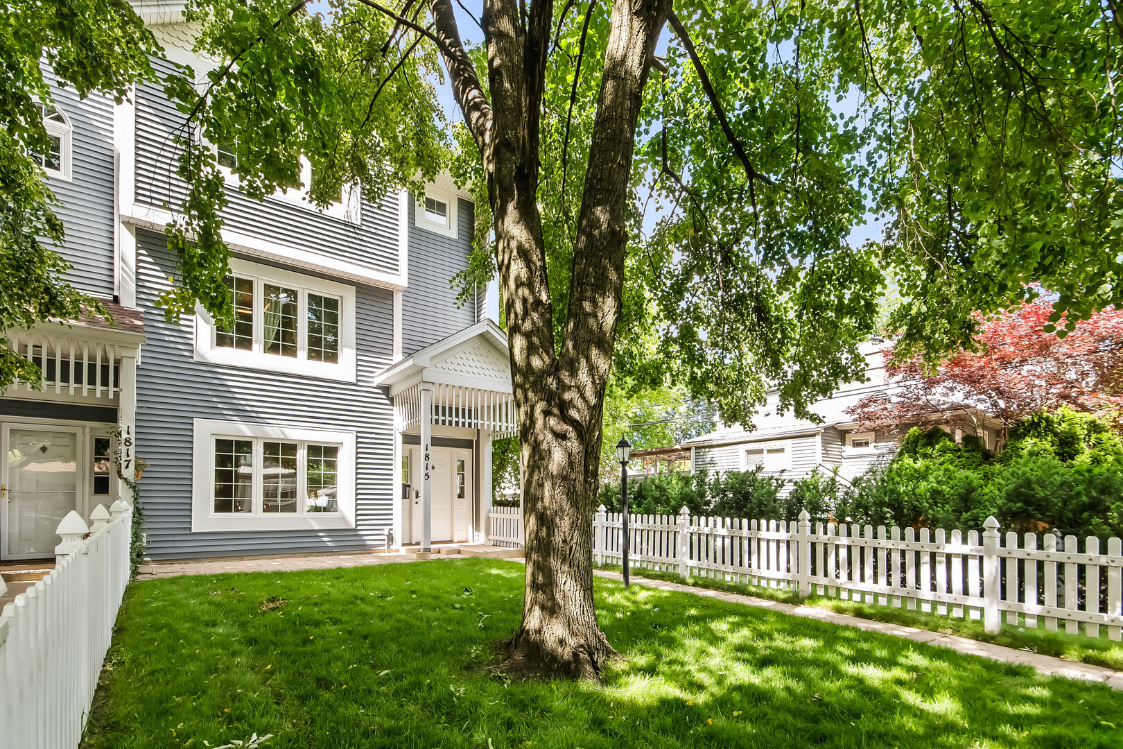 1815 Crain Street Evanston, IL 60202 - Photo 2 of 25