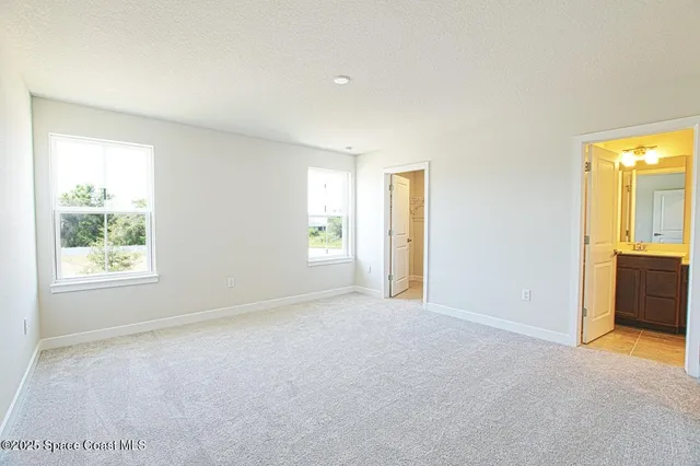 $2,000 | 1865 Kendall Pointe Place, Melbourne, FL 32935