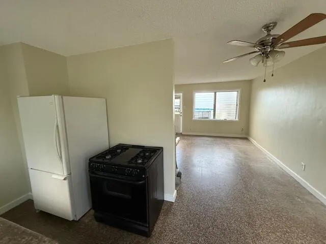 $1,500 | 116 Mayfield Road, Unit 3, Lantana, FL 33462