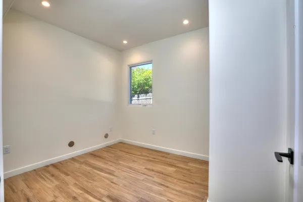 $5,600 | 1005 North Milpas Street, Unit A, Santa Barbara, CA 93103