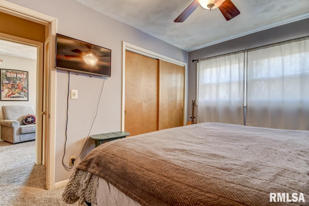 312 Cartwright Drive Springfield, IL 62702 - Photo 12 of 28