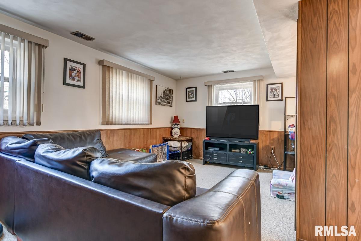 312 Cartwright Drive Springfield, IL 62702 - Photo 21 of 28