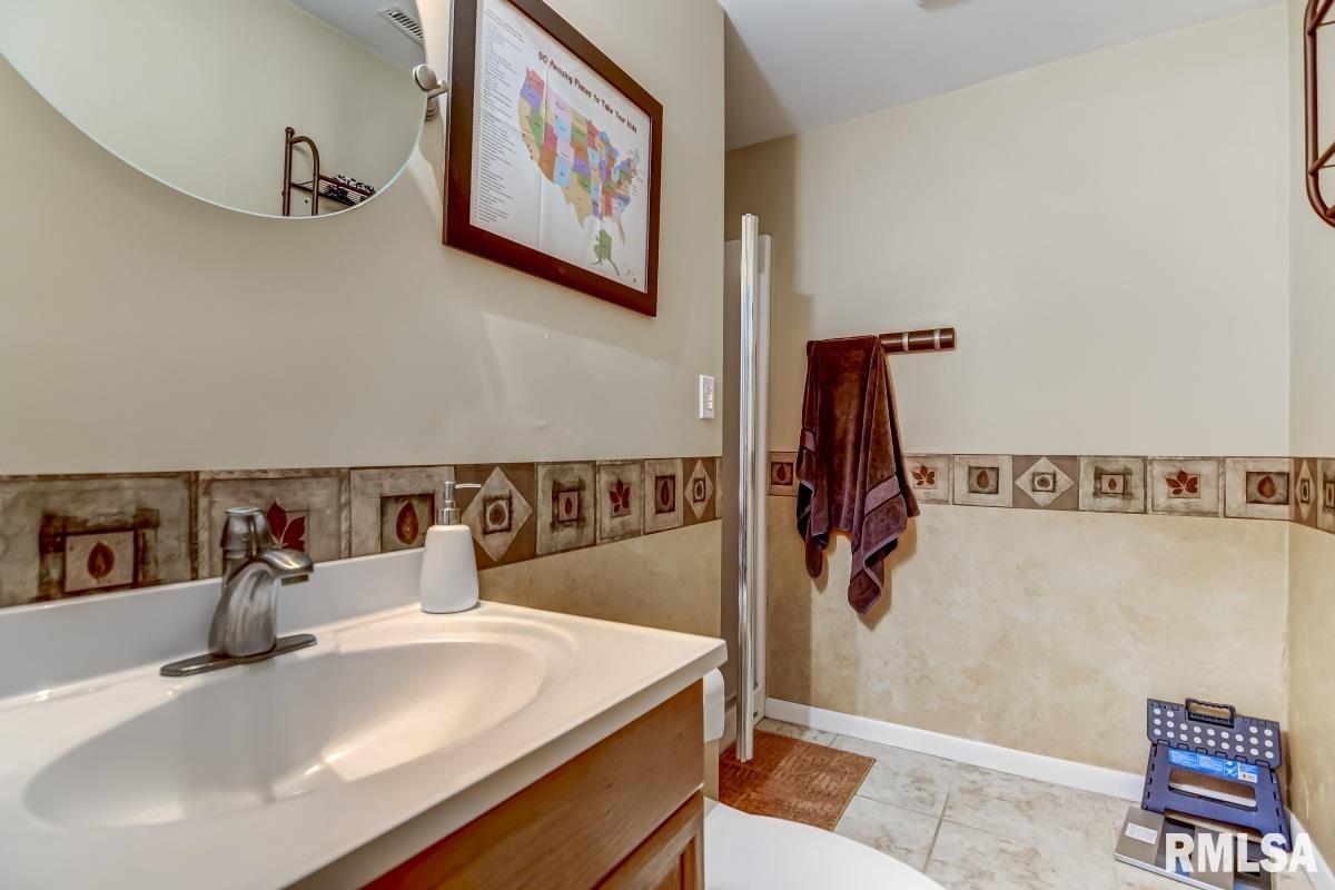 312 Cartwright Drive Springfield, IL 62702 - Photo 22 of 28