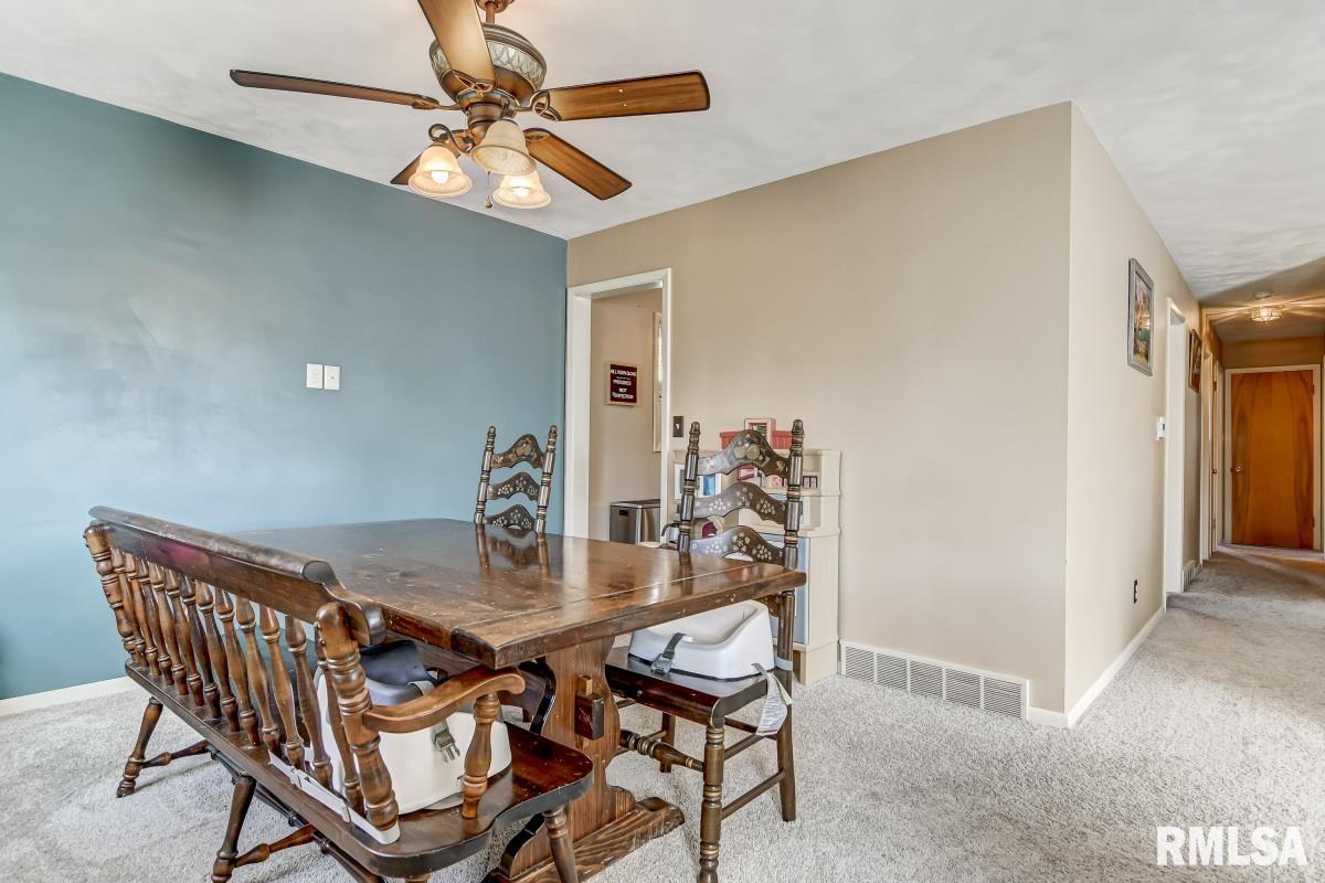 312 Cartwright Drive Springfield, IL 62702 - Photo 5 of 28