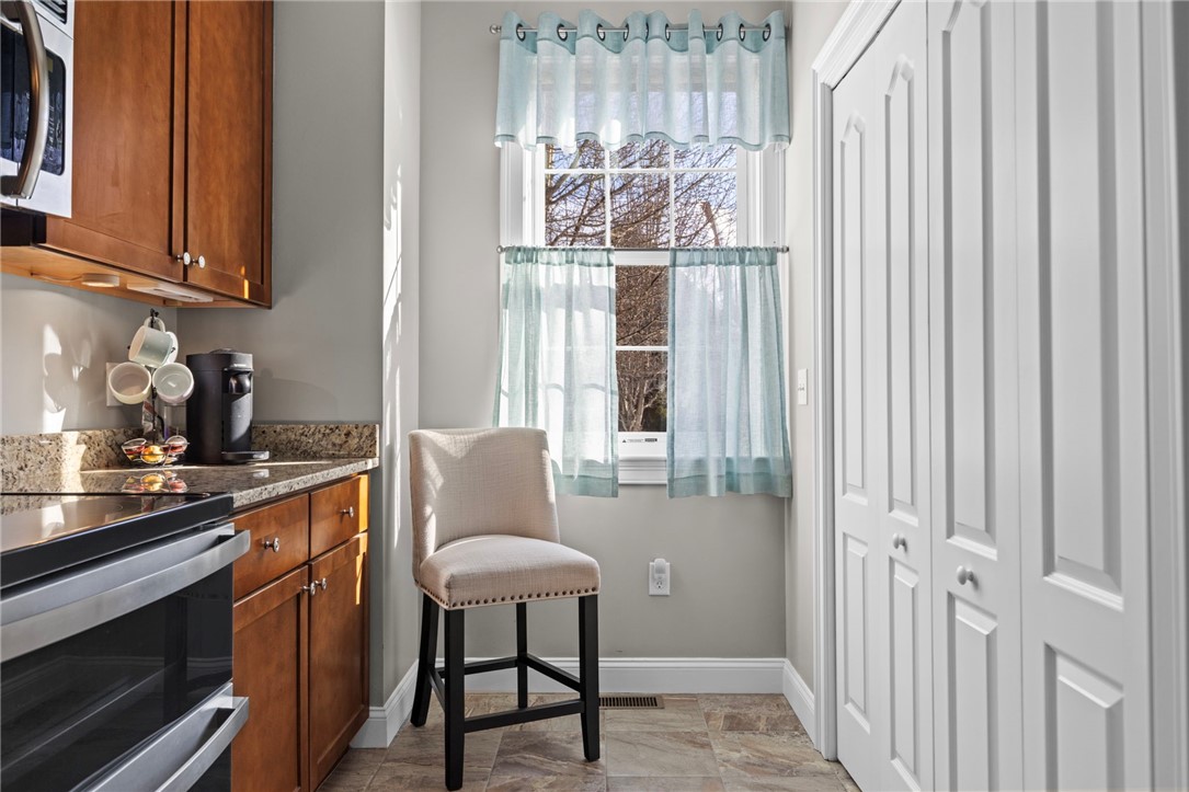 315 Old River Road, Unit 3 Lincoln, RI 02838 - Photo 11 of 44