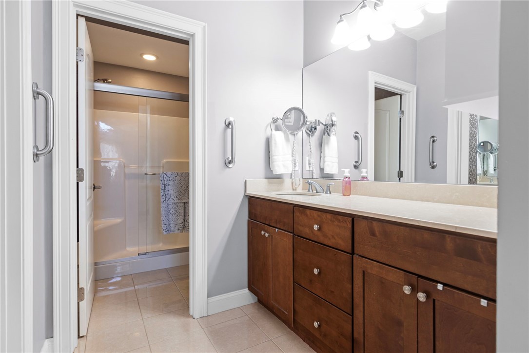 315 Old River Road, Unit 3 Lincoln, RI 02838 - Photo 26 of 44