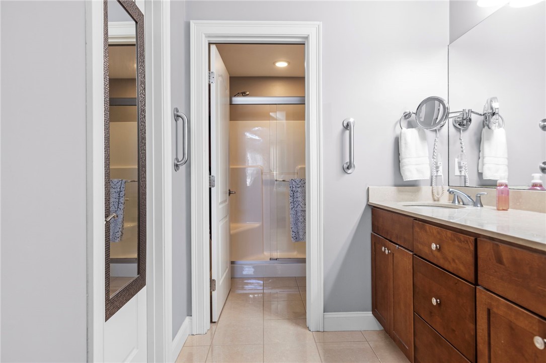 315 Old River Road, Unit 3 Lincoln, RI 02838 - Photo 27 of 44