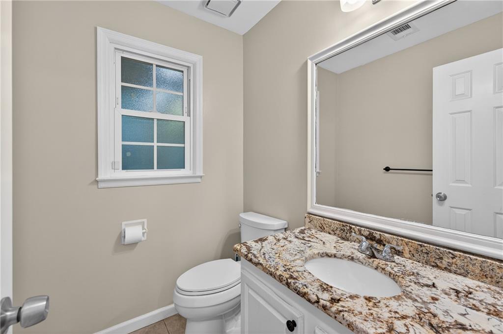 4267 Keheley Road Northeast Marietta, GA 30066 - Photo 15 of 36