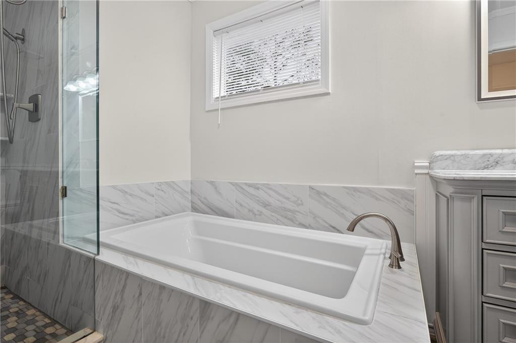 4267 Keheley Road Northeast Marietta, GA 30066 - Photo 21 of 36