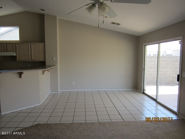 8502 West Berkeley Road Phoenix, AZ 85037 - Photo 3 of 10 eat in area