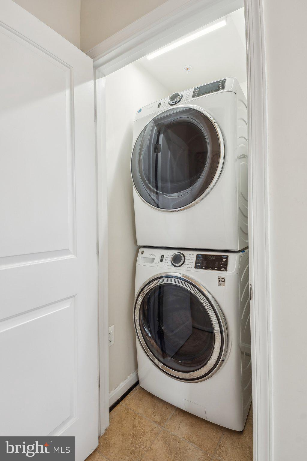 58 Mustang Drive La Plata, MD 20646 - Photo 7 of 42 a utility room with dryer and washer