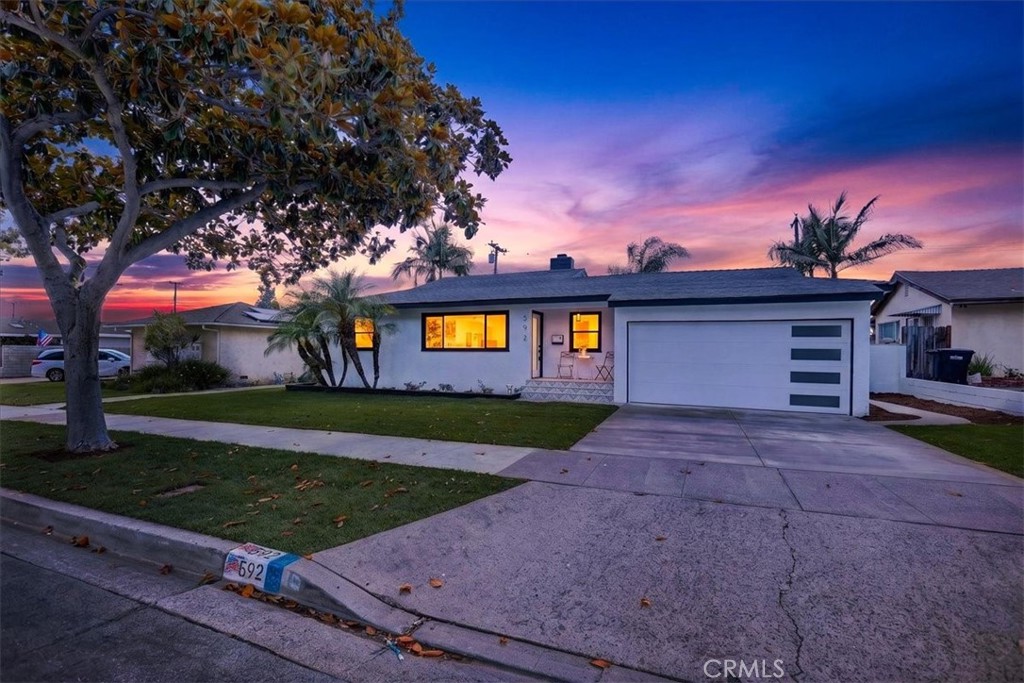 592 North Milford Road Orange, CA 92867 - Photo 3 of 39