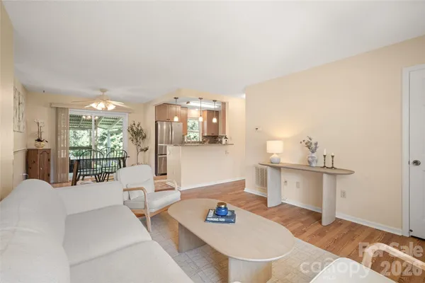 $485,000 | 6 Mulberry Drive, Arden, NC 28704