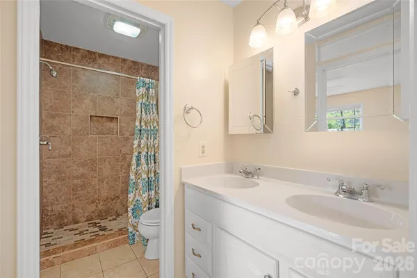 $485,000 | 6 Mulberry Drive, Arden, NC 28704