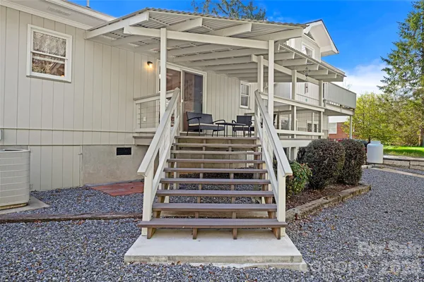 $485,000 | 6 Mulberry Drive, Arden, NC 28704