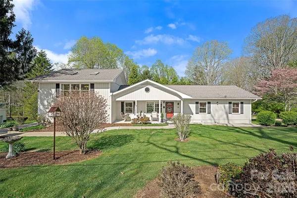 $485,000 | 6 Mulberry Drive, Arden, NC 28704