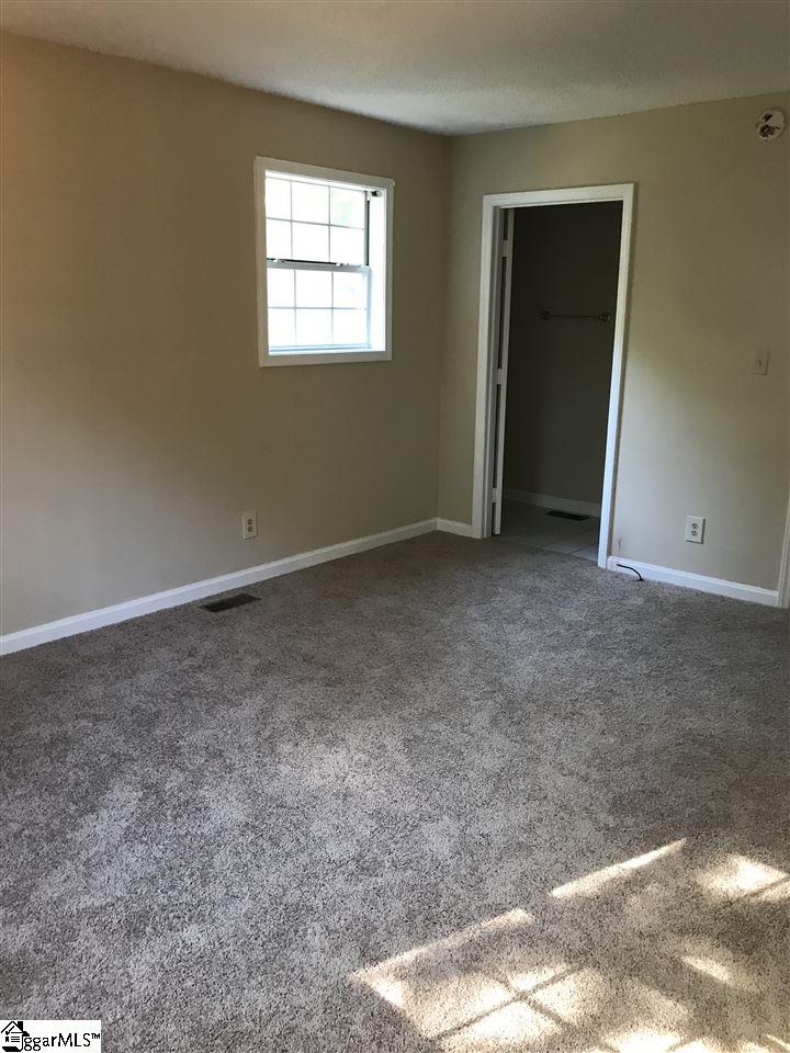 451 Sierra Road Spartanburg, SC 29301 - Photo 5 of 16 Gallery Image 5