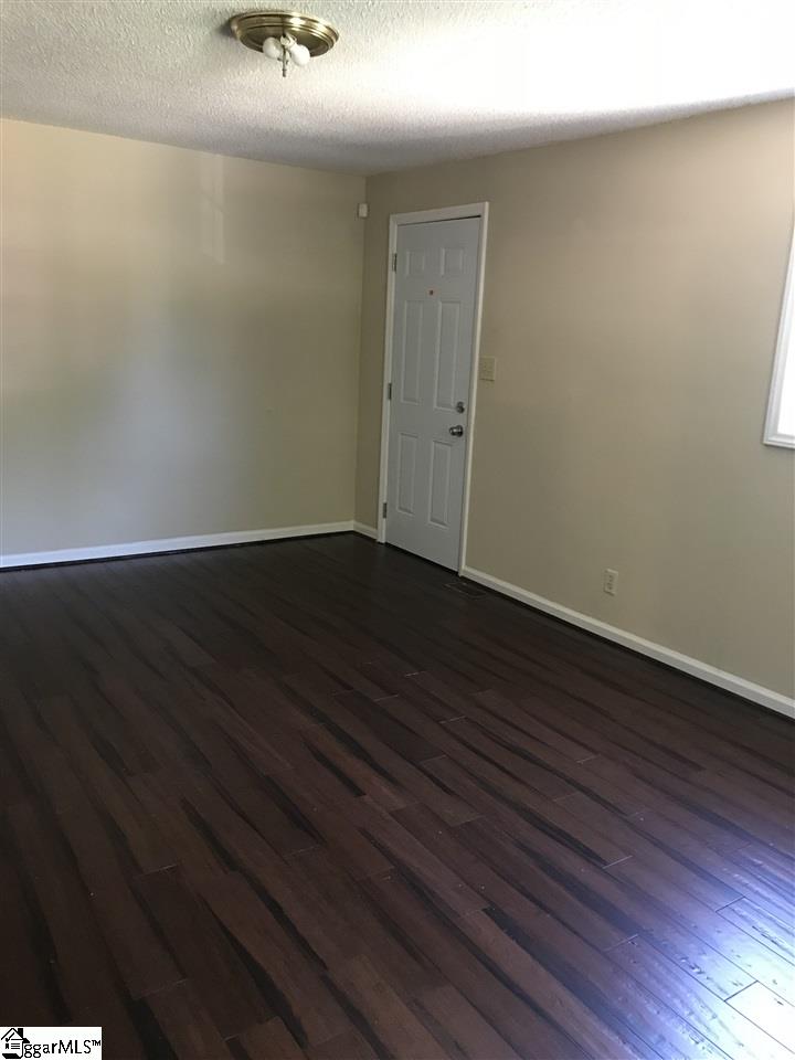 451 Sierra Road Spartanburg, SC 29301 - Photo 7 of 16 Gallery Image 7