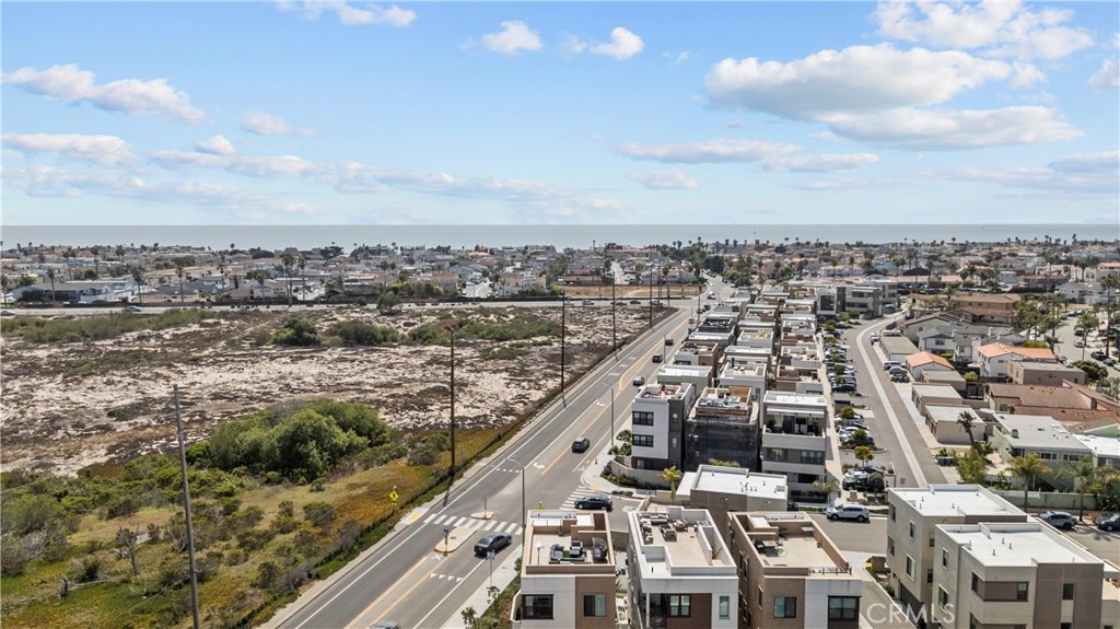 1068 Canal Street Oxnard, CA 93035 - Photo 5 of 36 a view of a city