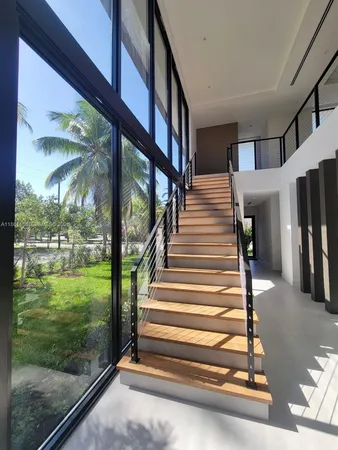 $4,695,000 | 6250 Southwest 78th Street, South Miami, FL 33143
