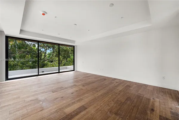 $4,695,000 | 6250 Southwest 78th Street, South Miami, FL 33143