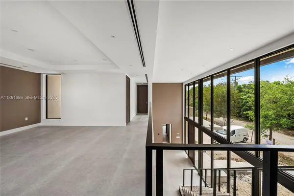 $4,695,000 | 6250 Southwest 78th Street, South Miami, FL 33143