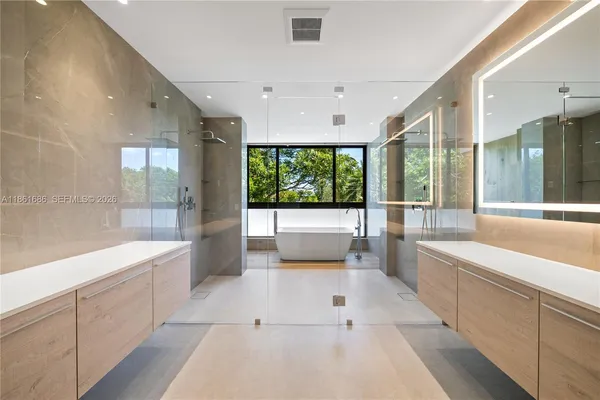 $4,695,000 | 6250 Southwest 78th Street, South Miami, FL 33143