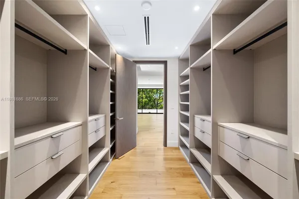 $4,695,000 | 6250 Southwest 78th Street, South Miami, FL 33143